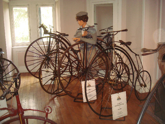 Les V&eacute;locip&eacute;de vers 1870